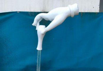 手景觀雕塑指用，戶外擺放，手捏瓶子雕塑廠家通用