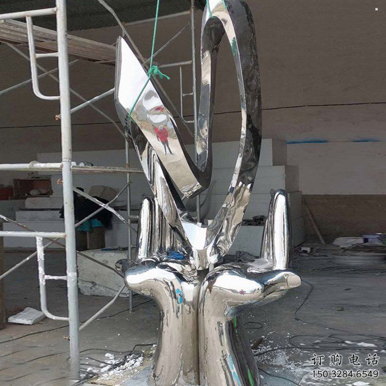 雙手雕塑定做，廣場(chǎng)雕塑，不銹鋼雙手雕塑廠家優(yōu)選