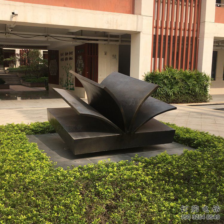 銅書本雕塑優(yōu)選，小區(qū)擺件，公共銅書本雕塑生產(chǎn)商