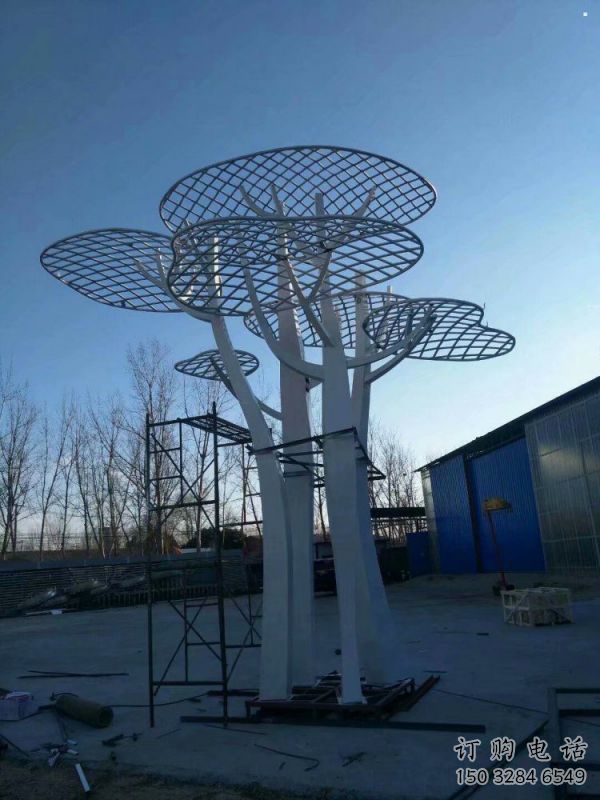 蘑菇樹雕塑加工，美陳雕塑，廣場鏤空蘑菇樹雕塑預(yù)定