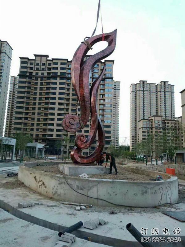 仿真樹葉雕塑定做，廣場(chǎng)雕塑，彩繪仿真樹葉雕塑提供