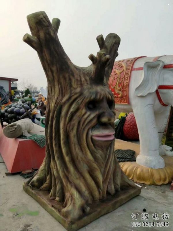 仿真樹雕塑優(yōu)選，小區(qū)擺件，玻璃鋼仿真樹雕塑生產(chǎn)商