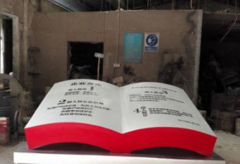 書籍雕塑廠家優(yōu)選，陸地?cái)[件，玻璃鋼書籍雕塑供應(yīng)