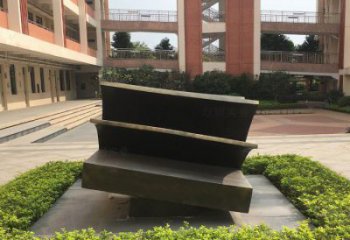 大型疊書雕塑常用，戶外擺放，疊書銅雕塑廠家