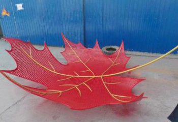 鏤空楓葉雕塑制造，歐式風(fēng)格，鐵藝楓葉雕塑定制廠家