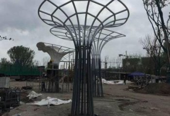 遮陽(yáng)樹雕塑制造，鏤空雕塑，不銹鋼遮陽(yáng)樹雕塑廠家