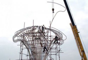 遮陽樹雕塑廠，露天雕塑，金屬鏤空遮陽樹雕塑訂做