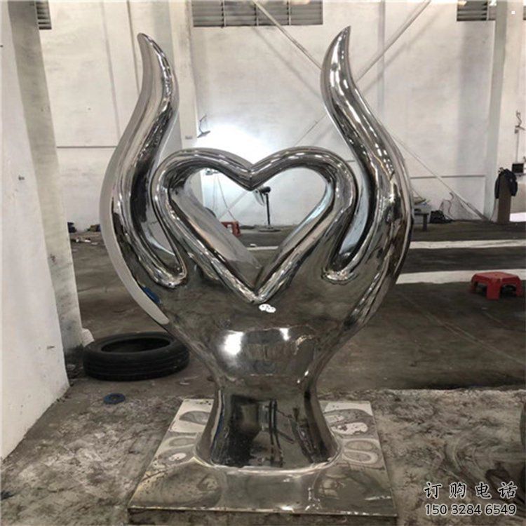 大型心形雕塑常用，戶外擺放，鏡面心形雕塑展示專供