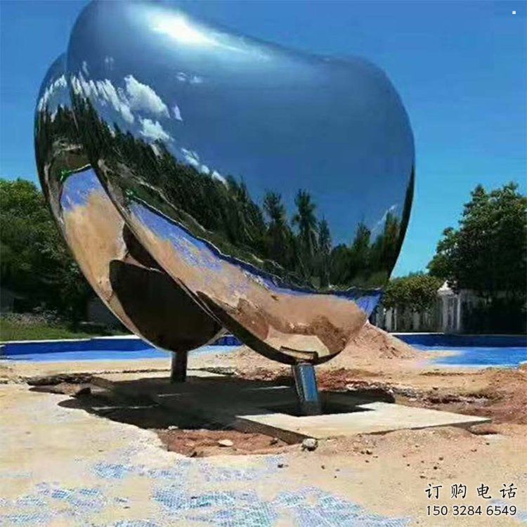 心形球雕塑工廠標(biāo)準(zhǔn)，多彩藝術(shù)，不銹鋼心形球雕塑供應(yīng)
