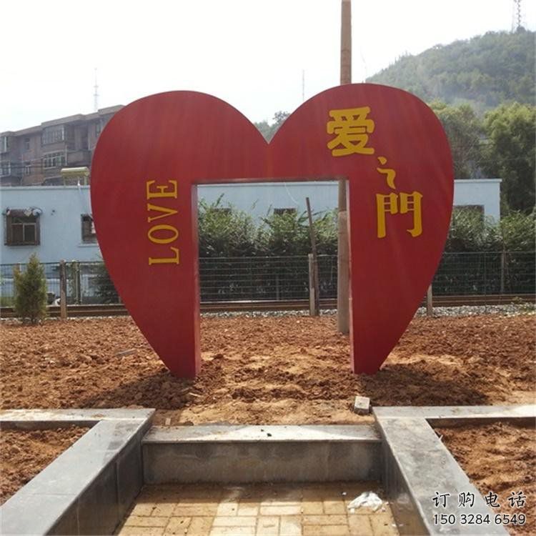 桃心雕塑常用，公園小品，不銹鋼桃心雕塑生產(chǎn)商