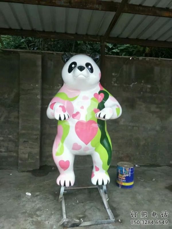 熊貓雕塑常用，景觀概念，彩繪熊貓雕塑廠家展品