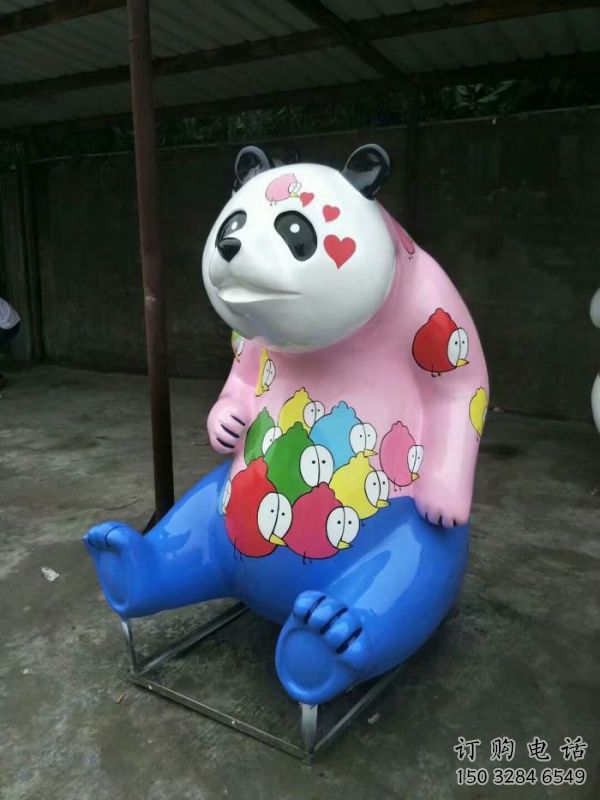 熊貓雕塑工廠，城市裝飾，彩繪熊貓雕塑供給
