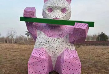 現(xiàn)代熊貓雕塑定制，中式工藝，切面鏤空熊貓雕塑廠家