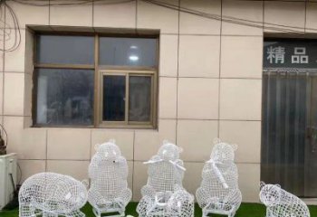熊貓雕塑制造商，酒店擺件，鏤空熊貓雕塑定制廠家