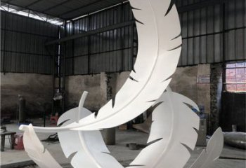 羽毛雕塑預定，城區(qū)小品，民俗烤漆羽毛雕塑制造商
