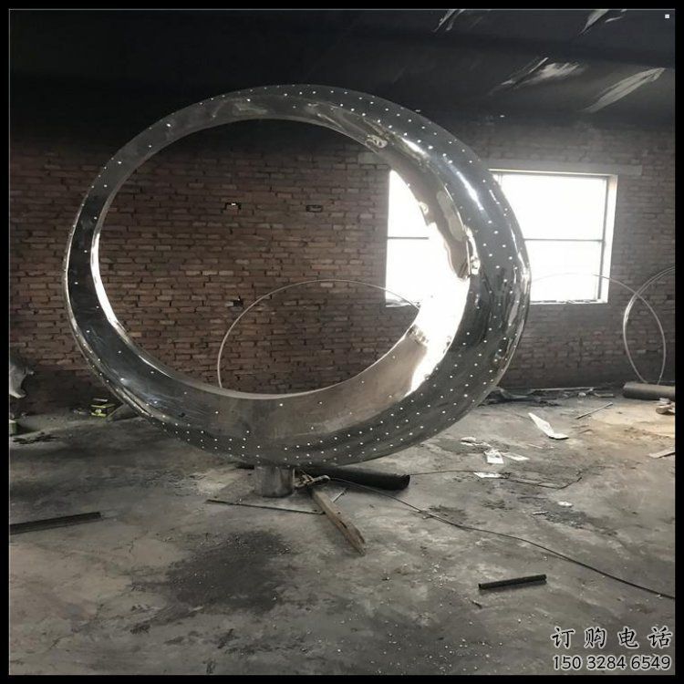 金屬月亮船雕塑制作，城市裝飾，不銹鋼月亮船雕塑標(biāo)準(zhǔn)