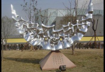 操場(chǎng)月亮船雕塑，鏤空景觀雕塑，噴砂制造