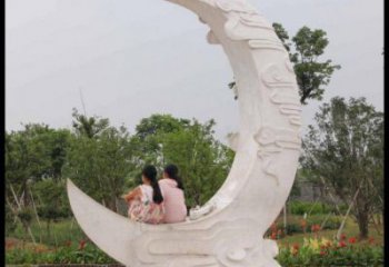 園林月亮船雕塑，噴漆景觀(guān)雕塑，網(wǎng)格形式