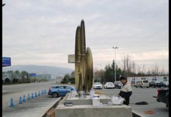 月亮雕塑生產(chǎn)，廣場(chǎng)雕塑，月亮水簾雕塑展品