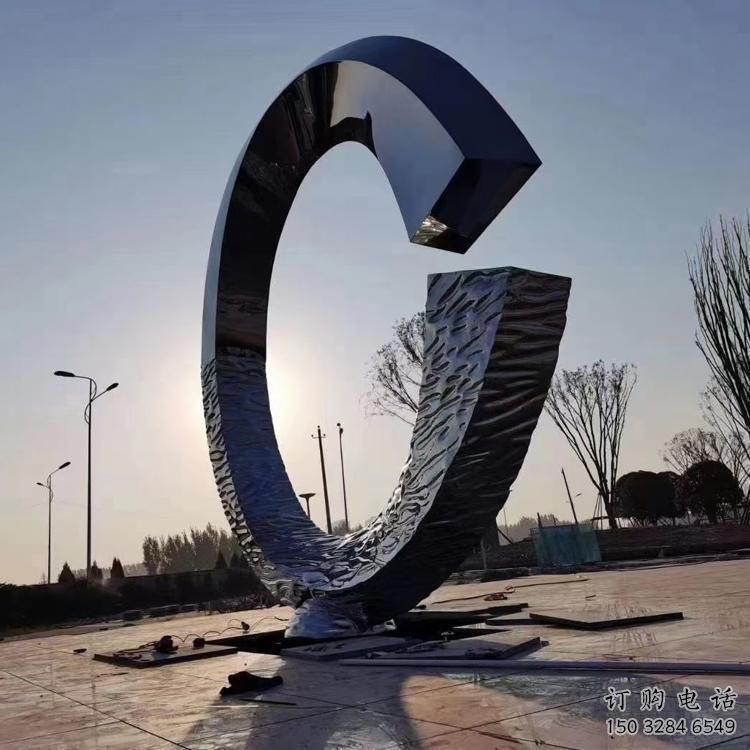 室外圓環(huán)雕塑展品，公園小品，不銹鋼圓環(huán)雕塑供需
