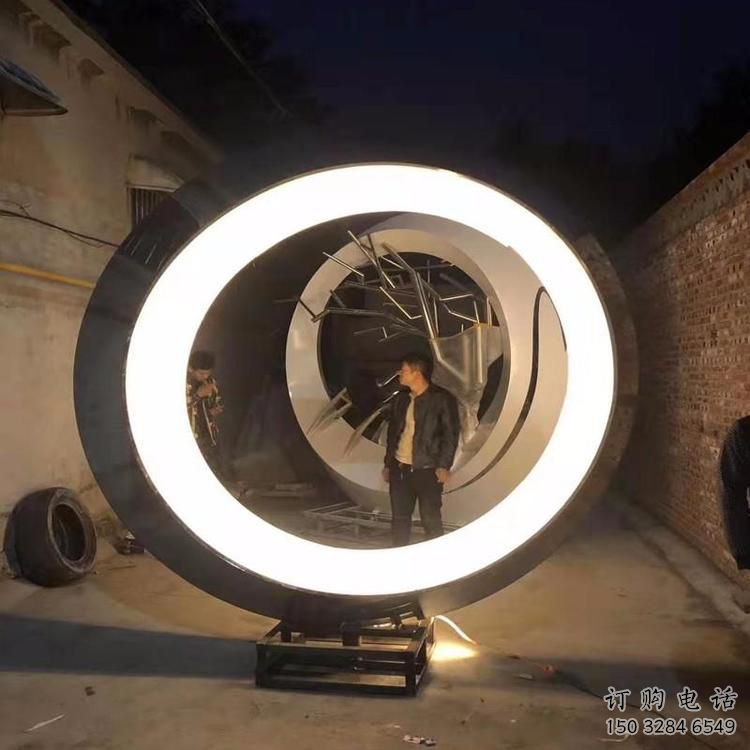 圓環(huán)雕塑制造商，城區(qū)小品，不銹鋼圓環(huán)雕塑制作定制