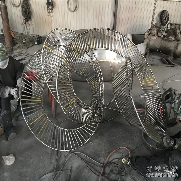 圓環(huán)雕塑供需，美陳雕塑，歐式鏤空圓環(huán)雕塑承接