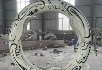 圓環(huán)雕塑選定，園林裝飾，大型烤漆圓環(huán)雕塑公司提供