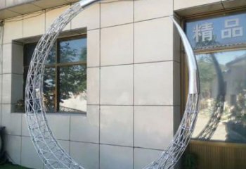 圓環(huán)雕塑制造商，小區(qū)擺件，白鋼鏤空?qǐng)A環(huán)雕塑提供