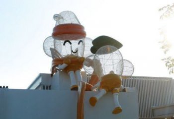 鏤空卡通雕塑服務(wù)商，美陳雕塑，鐵藝卡通雕塑訂做廠家