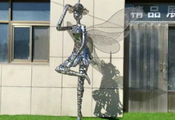 鏤空舞者雕塑生產(chǎn)，景區(qū)案例，鐵藝跳舞雕塑優(yōu)選
