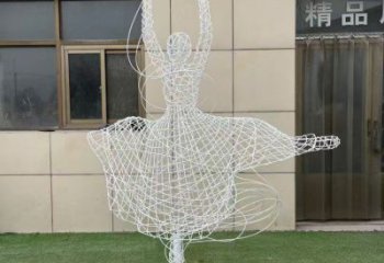 鏤空舞者雕塑優(yōu)選，陸地?cái)[件，園林鐵藝跳舞雕塑供應(yīng)