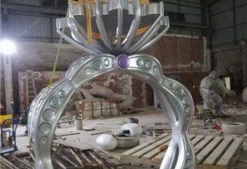 不銹鋼鉆戒雕塑制造，白鋼構(gòu)件，鉆戒雕塑提供
