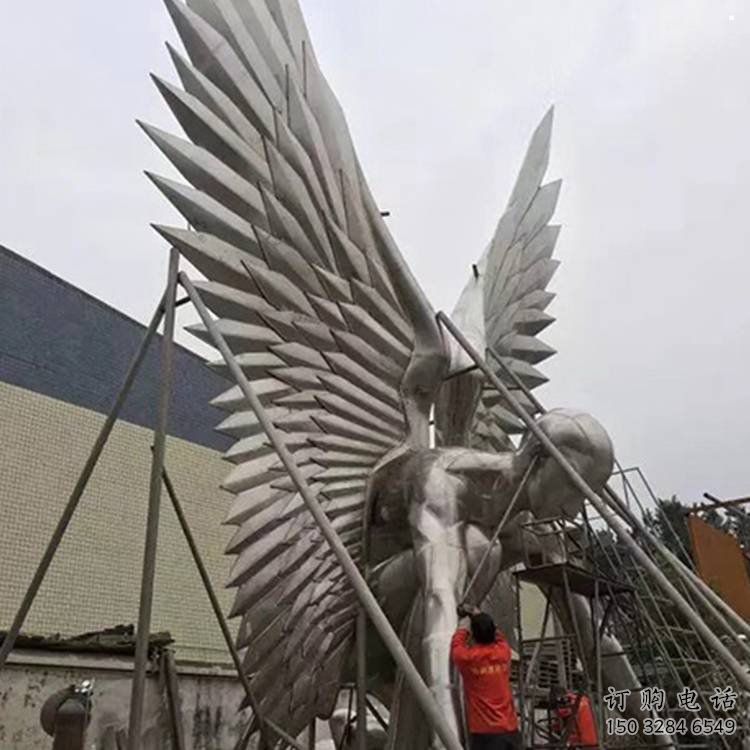 房地產(chǎn)翅膀雕塑，仿古景觀雕塑，噴砂制造