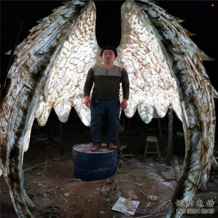 鳥翅雕塑優(yōu)選，多彩藝術(shù)，不銹鋼鳥翅雕塑選用