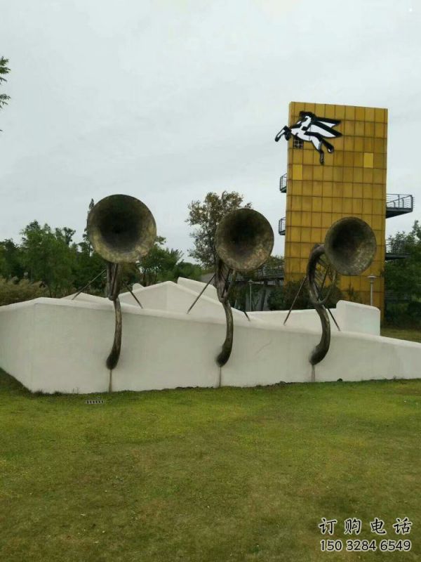 軍號雕塑 軍號雕塑