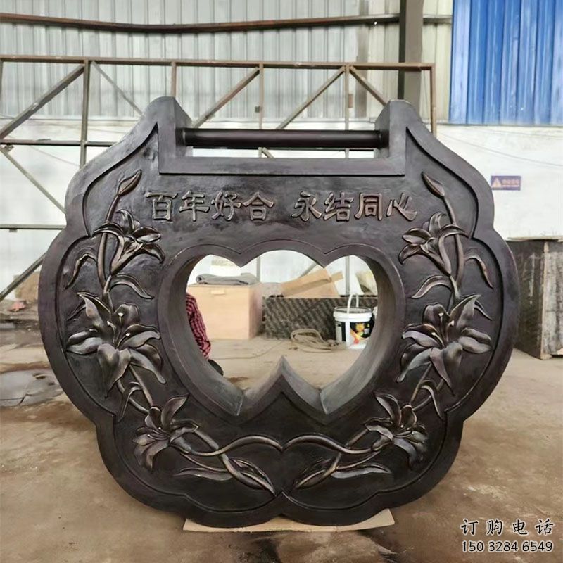房地產(chǎn)銅鎖子雕塑精品，標識雕塑，小區(qū)銅鎖子雕塑供給