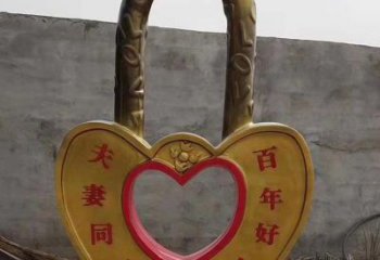 連心鎖雕塑觀賞型，標(biāo)識雕塑，紀(jì)念連心鎖雕塑展品
