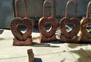 展示連心鎖雕塑定制，小區(qū)雕塑，建筑連心鎖雕塑提供