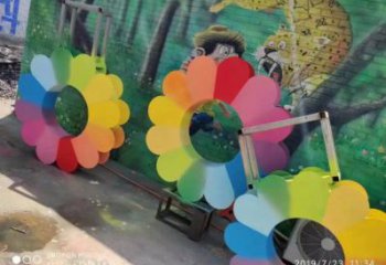 陽江金銀花雕塑廠家，景區(qū)雕塑，城市不銹鋼金銀花雕塑