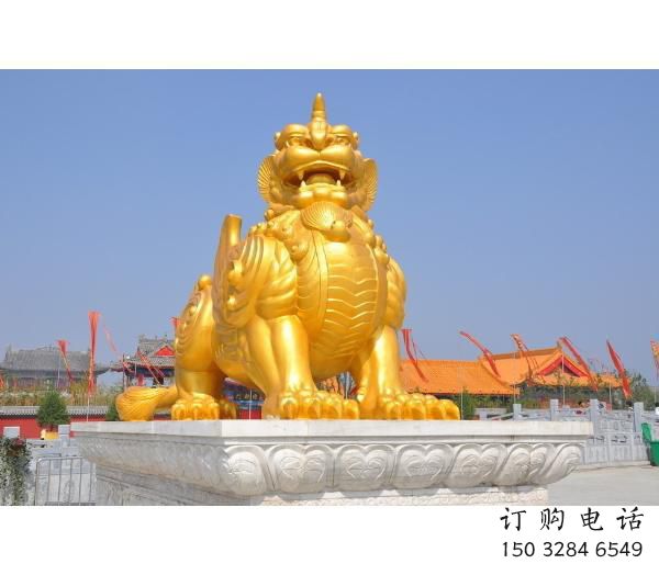焦作廣場(chǎng)貔貅雕塑，動(dòng)物彩繪雕塑，抽象效果