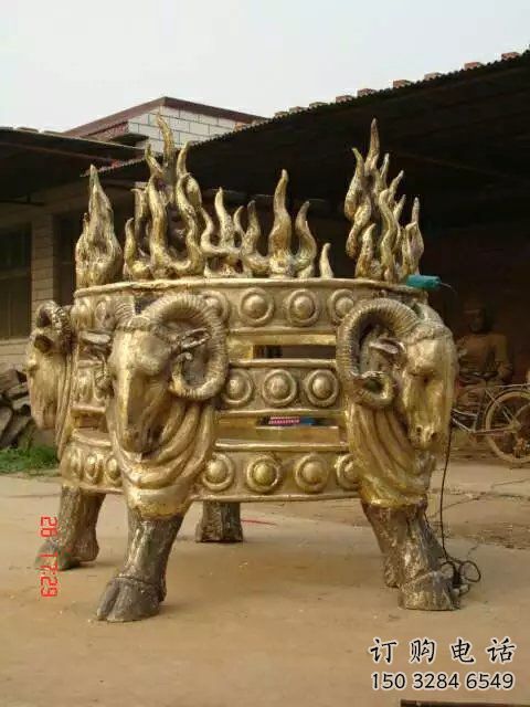 佳木斯廣場(chǎng)福鼎雕塑