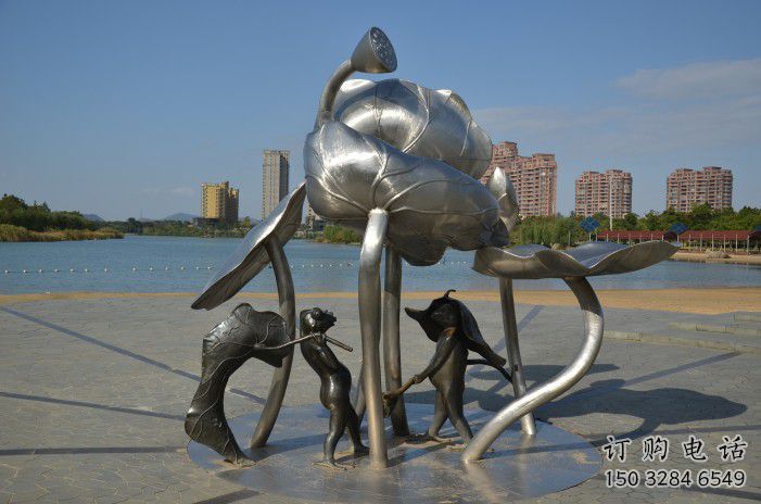 建鄴蓮蓬嬉戲雕塑，城市植物景觀雕塑，不銹鋼鏡面效果