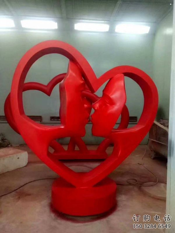 和林格爾制造心形人物雕塑供需，鋼管組合，雕塑工程制作供應(yīng)