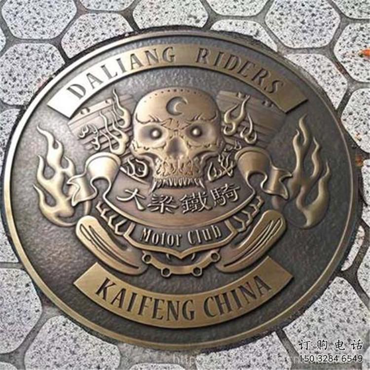 延安鑄造校徽雕塑