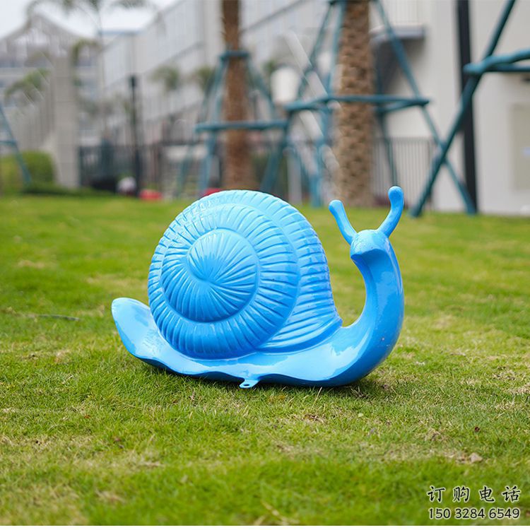 迪慶彩繪蝸牛雕塑廠家，園林動物小品，玻璃鋼蝸牛雕塑生產(chǎn)