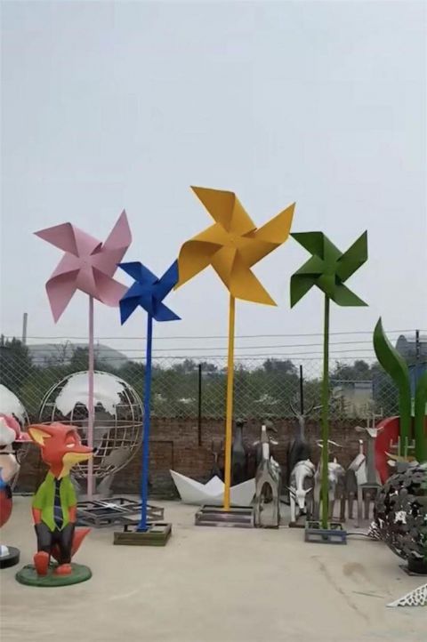 草地風車雕塑 現(xiàn)代校園旋轉(zhuǎn)雕塑 大型旋轉(zhuǎn)雕塑
